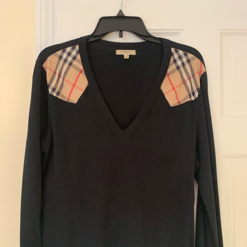 Authentic Burberry Nova Check Top!